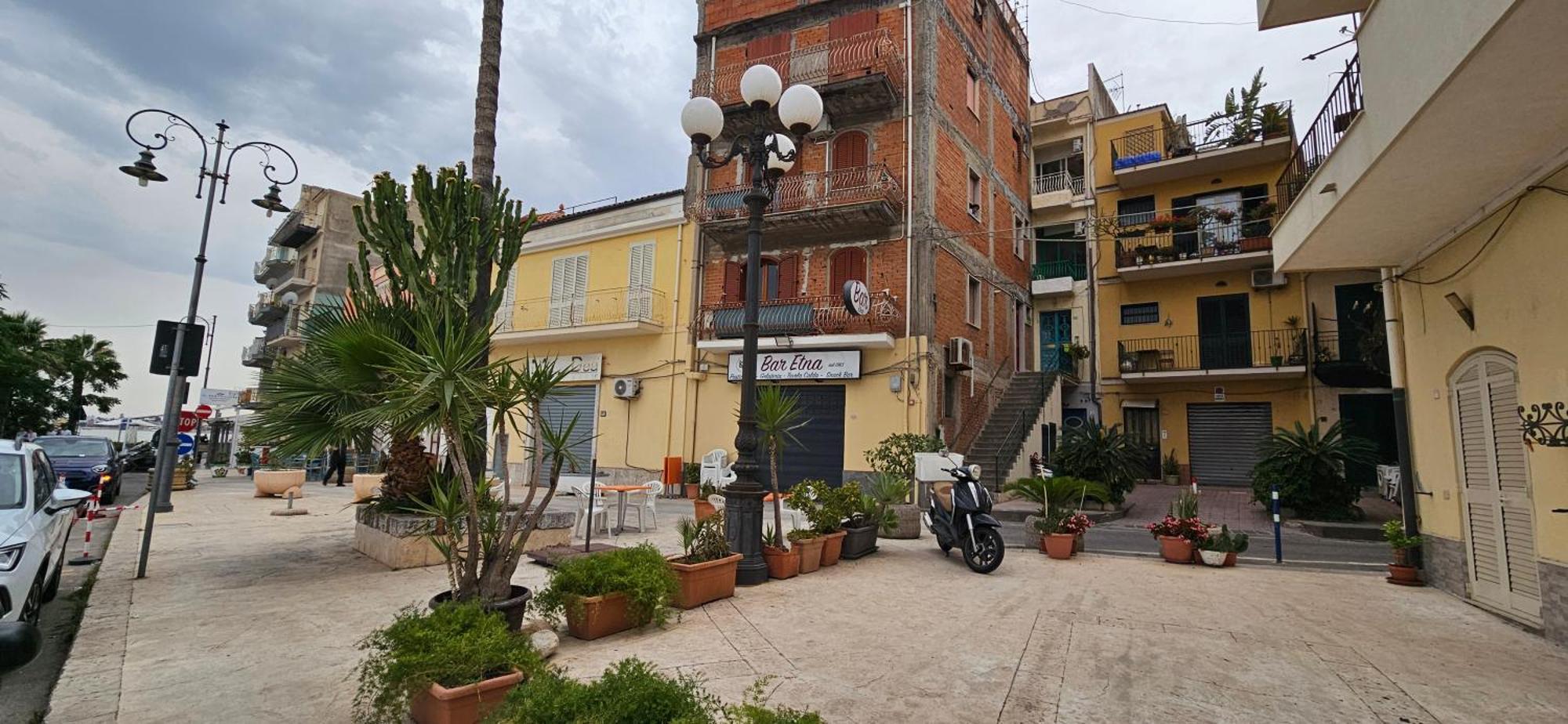 Lucia & Giovanni Giardini Naxos Exterior photo